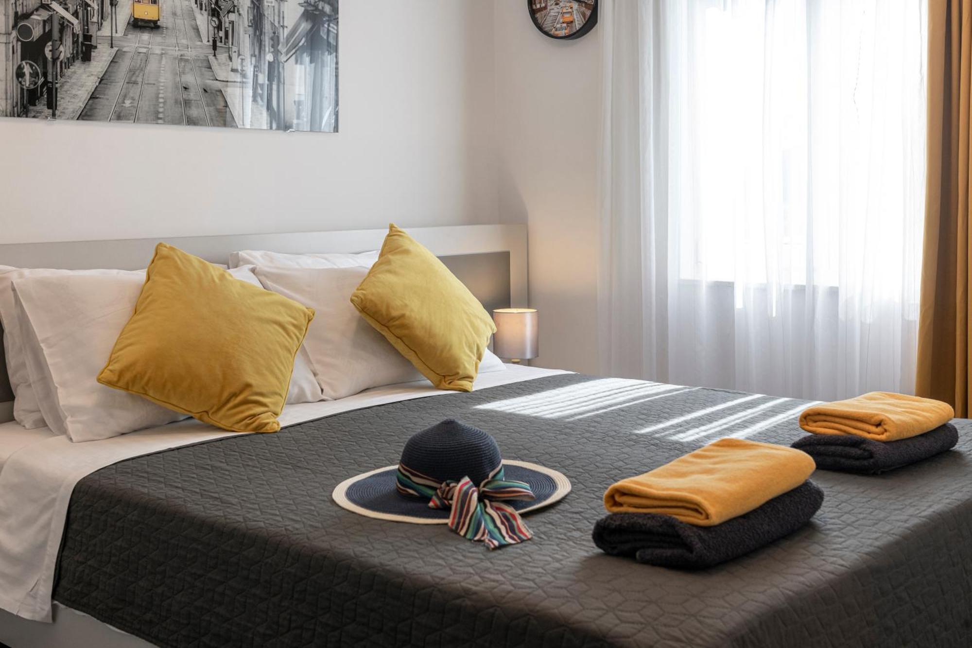 Apartments Nia Deluxe & Elegance Dubrovnik Exteriör bild